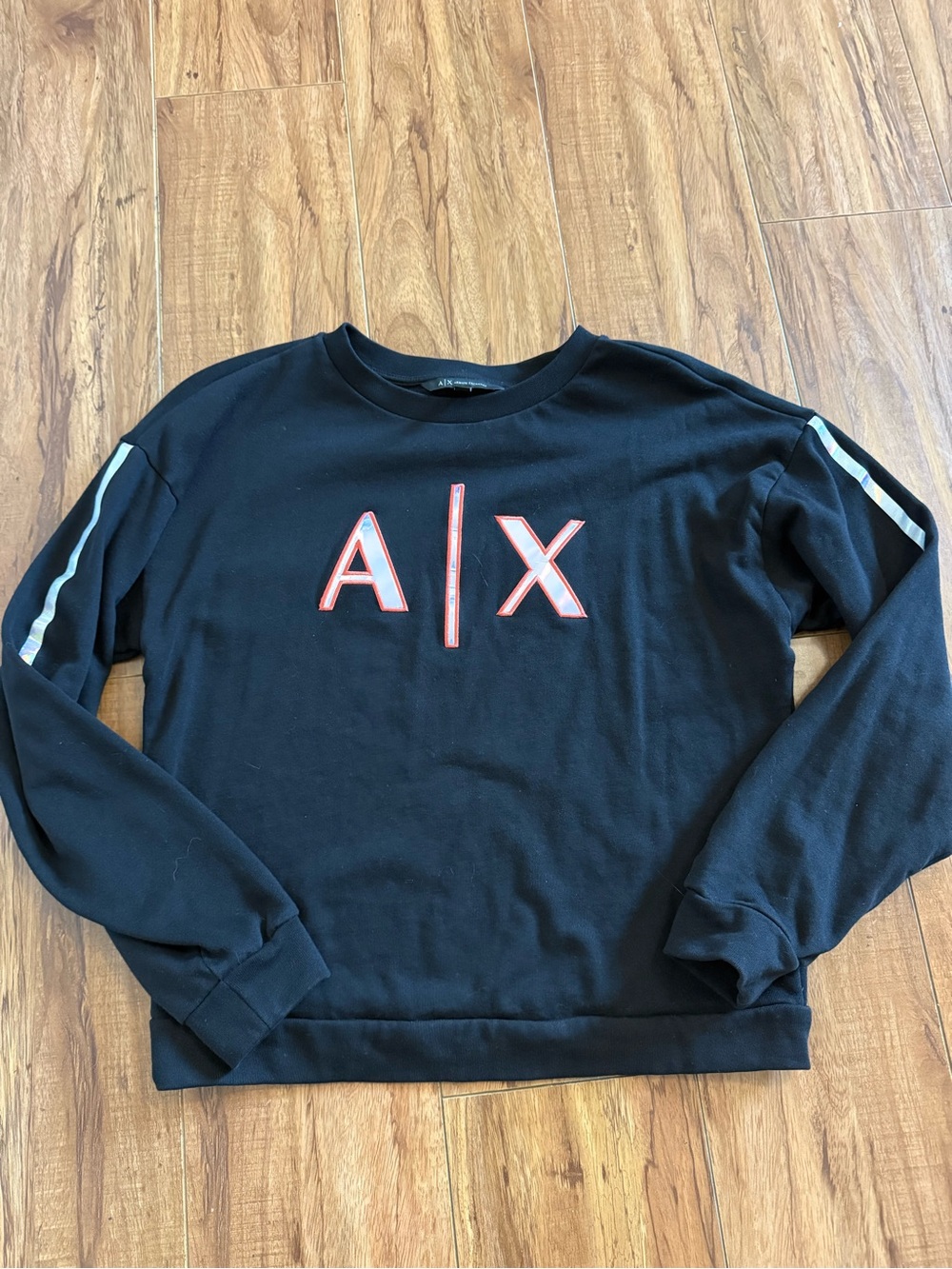 A/X Armani Exchange Women’s Black holographic Logo Crewneck Sweater
